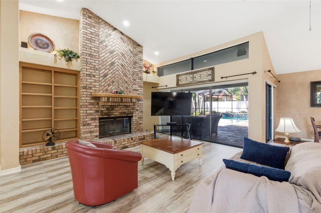 Image 10 of property listing at 2418 ANTHONY AVENUE, Clearwater, FL 33759