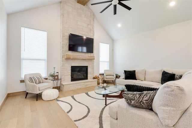 16221 Blackberry Farm Road, Edmond, OK 73013
