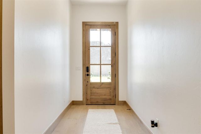 16221 Blackberry Farm Road, Edmond, OK 73013