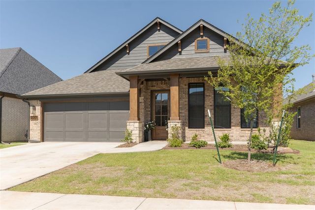 16221 Blackberry Farm Road, Edmond, OK 73013