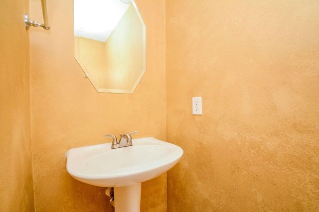2735 Round Hill Court, Katy, TX 77494