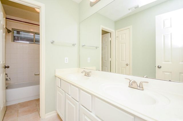 2735 Round Hill Court, Katy, TX 77494