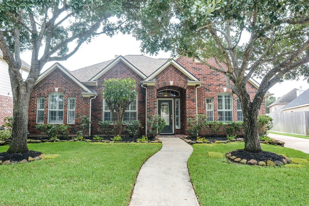 2735 Round Hill Court, Katy, TX 77494