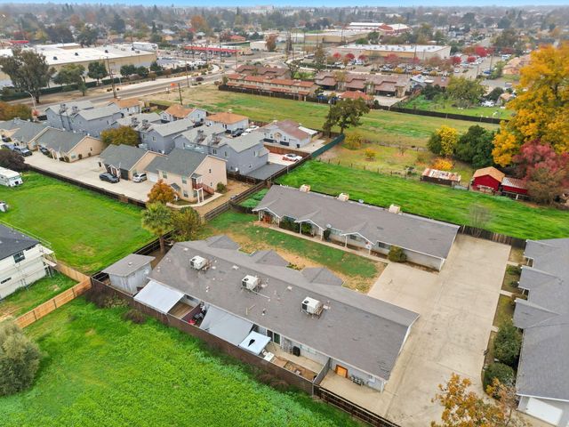 1349 S Liberty Street, Visalia, CA 93292