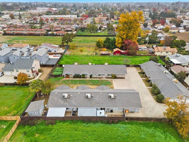 1349 S Liberty Street, Visalia, CA 93292