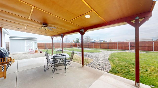 5413 Norma Street, West Richland, WA 99353