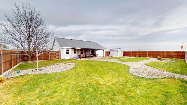 5413 Norma Street, West Richland, WA 99353