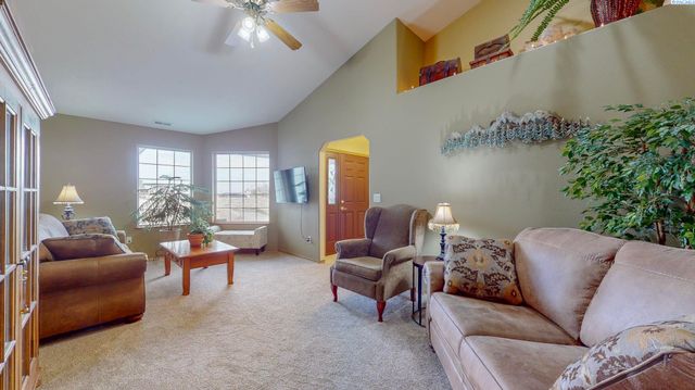 5413 Norma Street, West Richland, WA 99353