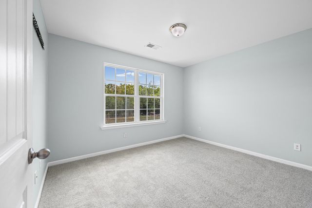 124 Screech Drive, Fountain Inn, SC 29644
