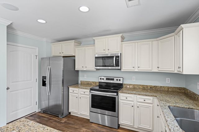 124 Screech Drive, Fountain Inn, SC 29644