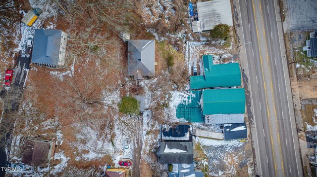 977 Kinsler Pvt Lane, Kingsport, TN 37665