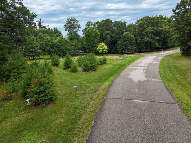 610 17th Drive, Nekoosa, WI 54457