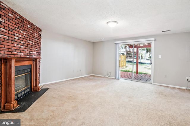 13994 GUNNERS PL, Centreville, VA 20121