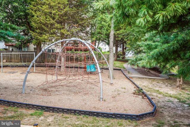 13994 GUNNERS PL, Centreville, VA 20121