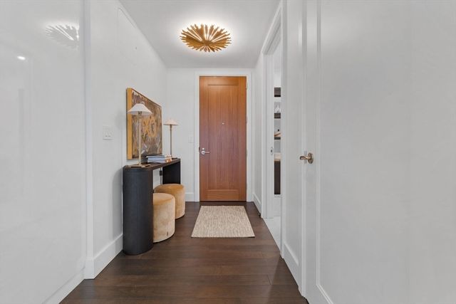 22 Liberty Dr 3J, Boston, MA 02210