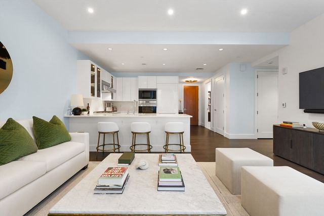 22 Liberty Dr 3J, Boston, MA 02210