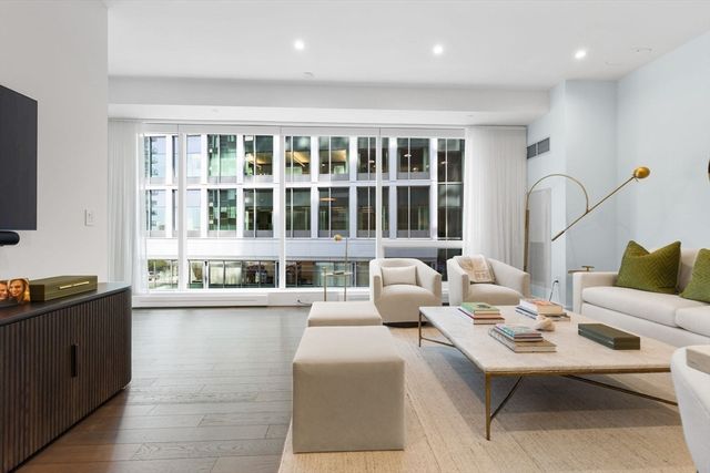 22 Liberty Dr 3J, Boston, MA 02210