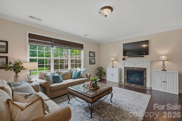 524 Rosemary Lane, Tega Cay, SC 29708