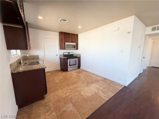 3101 East Bartlett Avenue, North Las Vegas, NV 89030