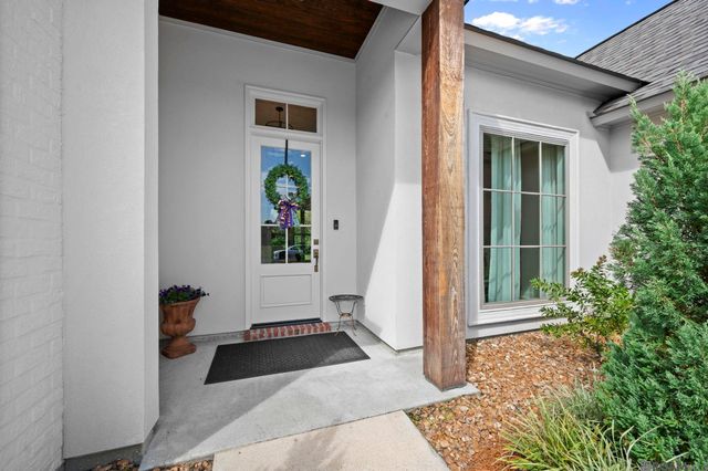 13147 Oakbourne Ave, Geismar, LA 70734