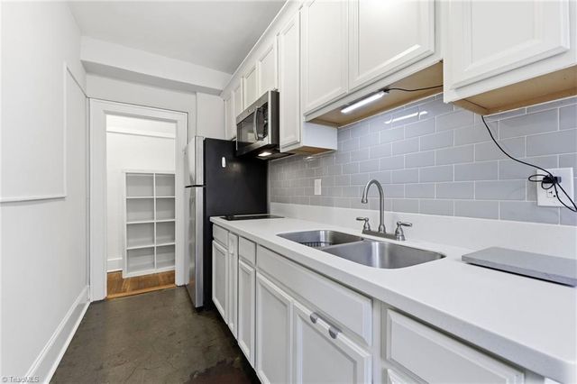 828 Elm Street C4, Greensboro, NC 27401