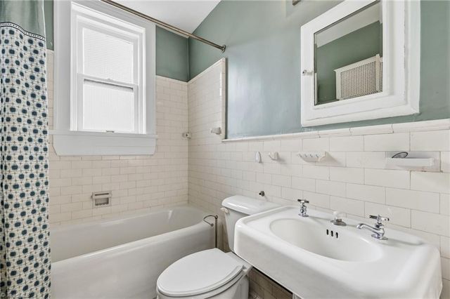 828 Elm Street C4, Greensboro, NC 27401