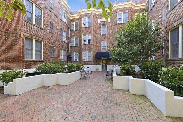828 Elm Street C4, Greensboro, NC 27401