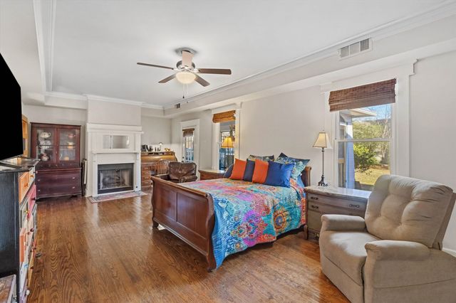 30 FRONT ST, Rossville, TN 38066