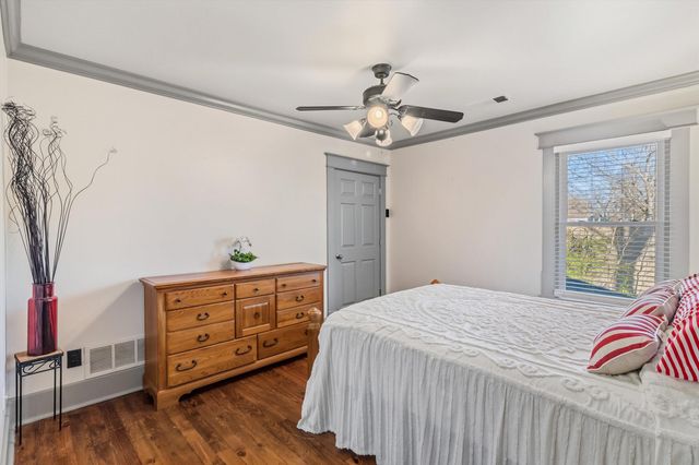 30 FRONT ST, Rossville, TN 38066