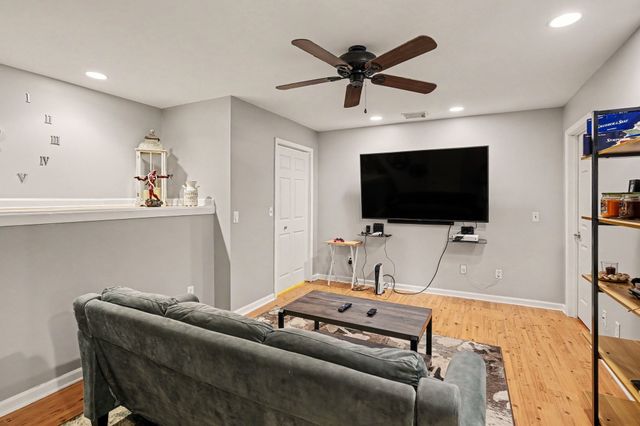 9119 Brooks Xing, Mount Juliet, TN 37122
