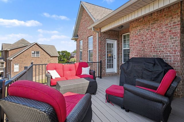 9119 Brooks Xing, Mount Juliet, TN 37122