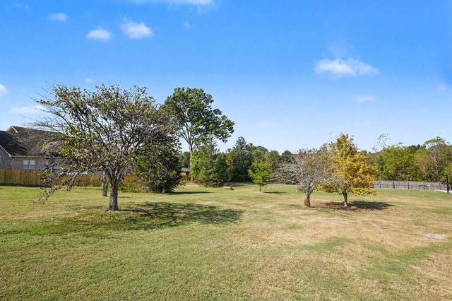 9119 Brooks Xing, Mount Juliet, TN 37122