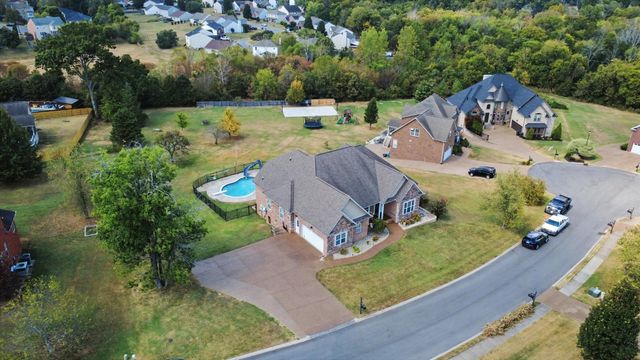 9119 Brooks Xing, Mount Juliet, TN 37122