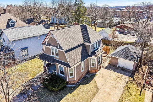 240 3rd Street, Reedsburg, WI 53959