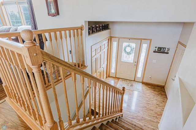 5501 Farmstead Court S, Fargo, ND 58104