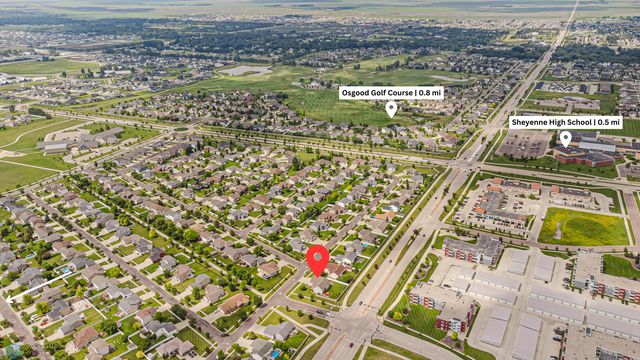 5501 Farmstead Court S, Fargo, ND 58104