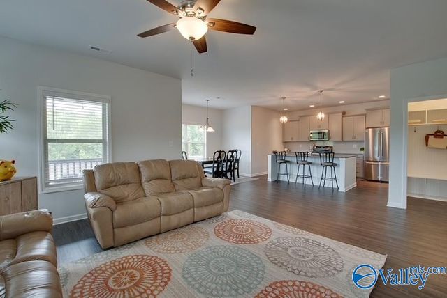 7503 Colibri Circle, Owens Cross Roads, AL 35763