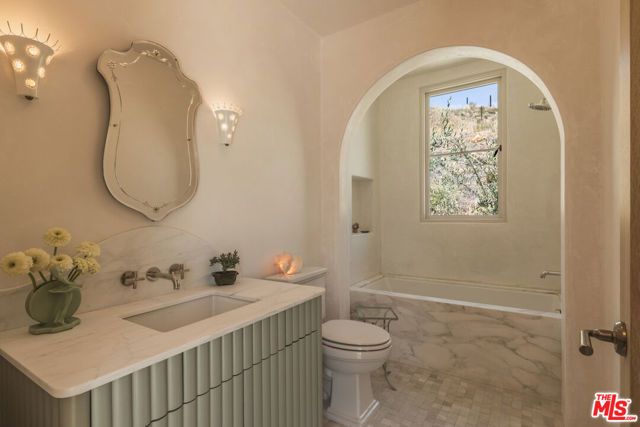 2259 Mcnell Road, Ojai, CA 93023