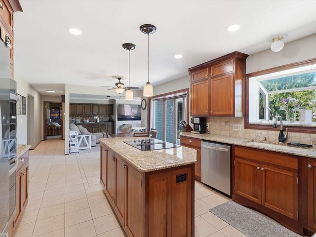 18277 Nardy Street, Clinton Township, MI 48036