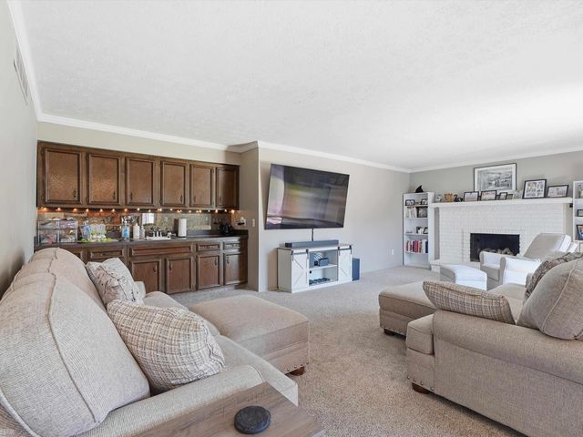 18277 Nardy Street, Clinton Township, MI 48036