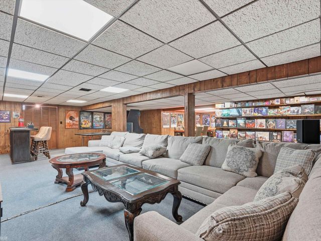18277 Nardy Street, Clinton Township, MI 48036