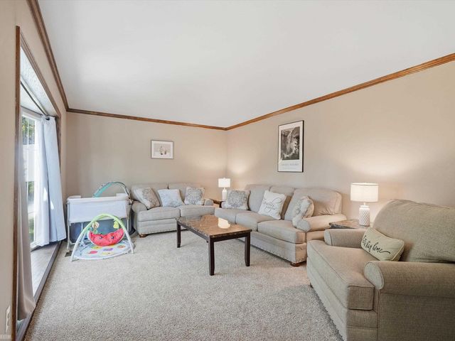 18277 Nardy Street, Clinton Township, MI 48036