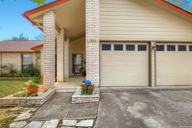 1703 Ashley Cir, San Antonio, TX 78232