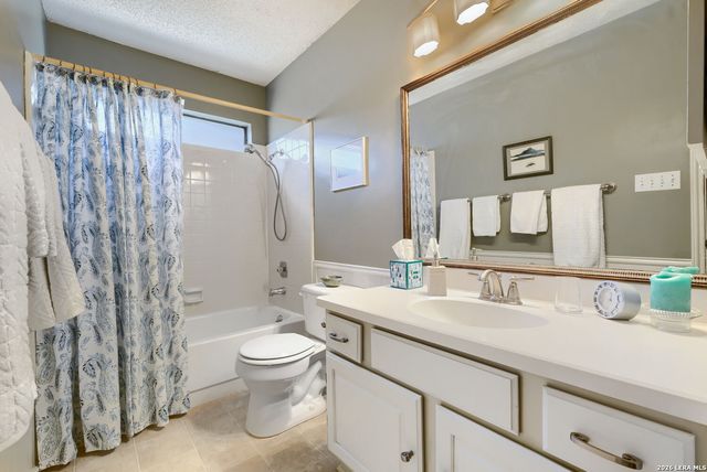 1703 Ashley Cir, San Antonio, TX 78232