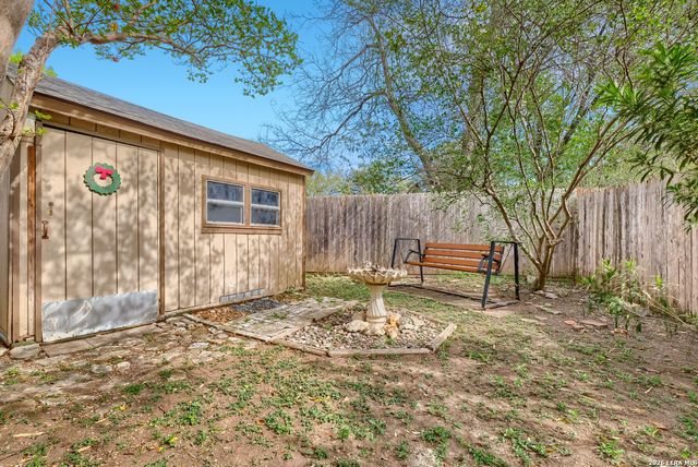 1703 Ashley Cir, San Antonio, TX 78232