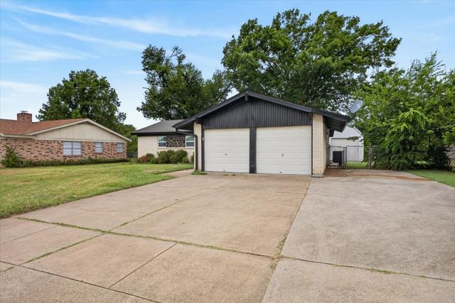 5205 Cloyce Court, North Richland Hills, TX 76180