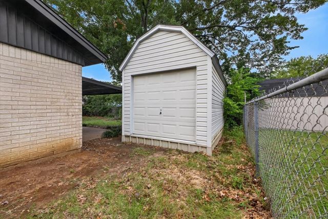 5205 Cloyce Court, North Richland Hills, TX 76180