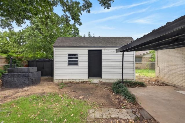 5205 Cloyce Court, North Richland Hills, TX 76180