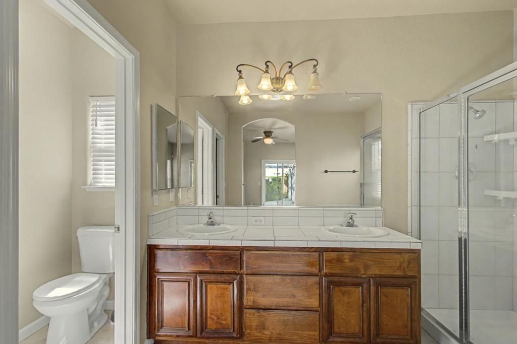 Image 35 of property listing at 1753 Mills, Los Banos, CA 93635