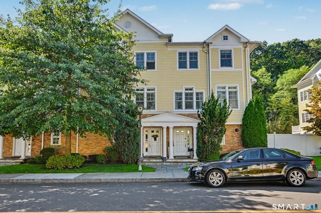 70 Riverdale Avenue 803, Greenwich, CT 06831
